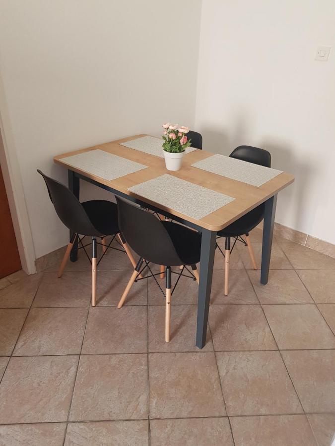 Apartmani Katica Novalja Extérieur photo